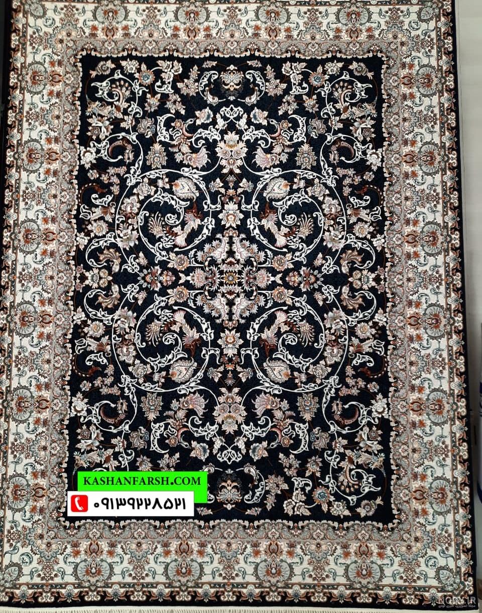فرش افشان دلربا (گل درشت) زمینه لاکی 700 شانه - فرش گل نرگس کاشان