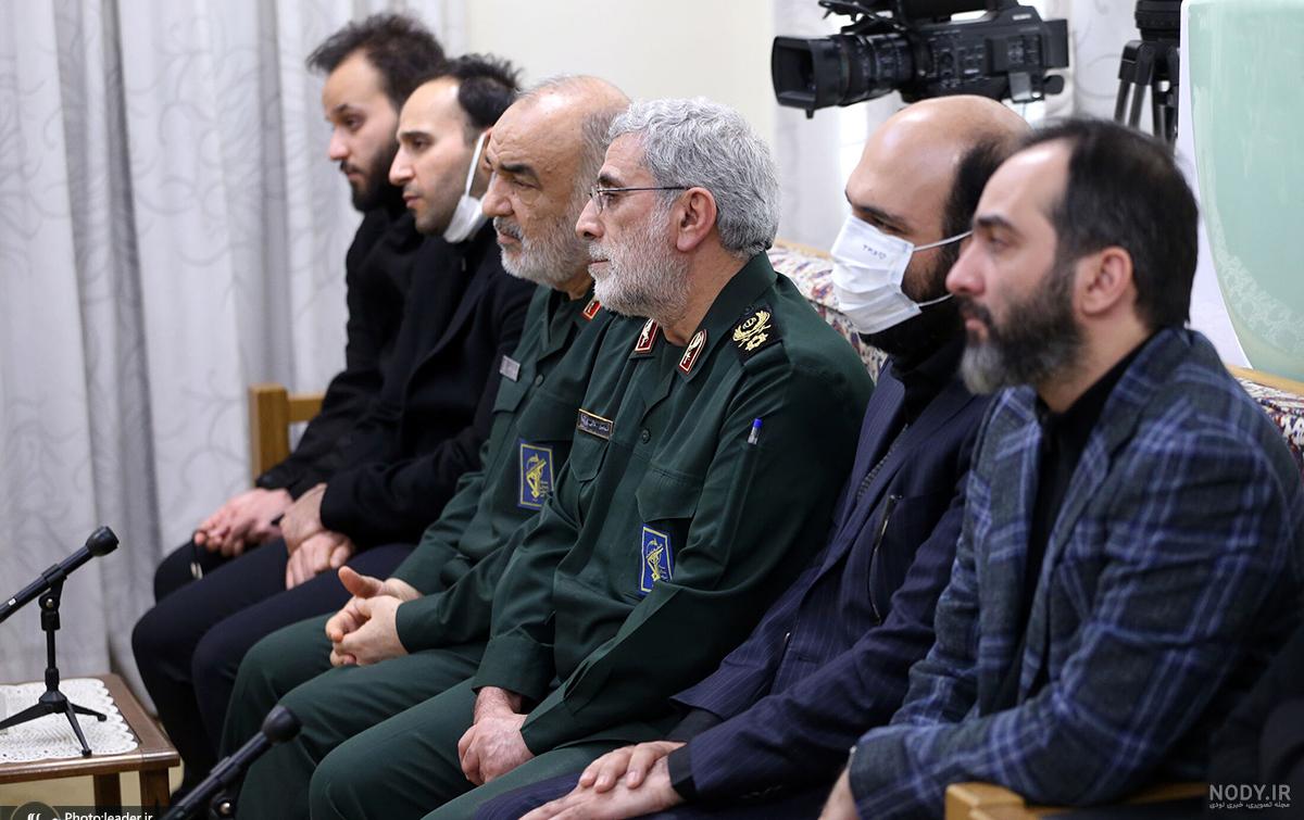 مجموعه پوستر سپهبد شهید «حاج قاسم سلیمانی» با موضوع کلام رهبری به مناسبت شهادت حاج قاسم مجموعه پوستر سپهبد شهید «حاج قاسم سلیمانی» با موضوع کلام رهبری به مناسبت شهادت حاج قاسم