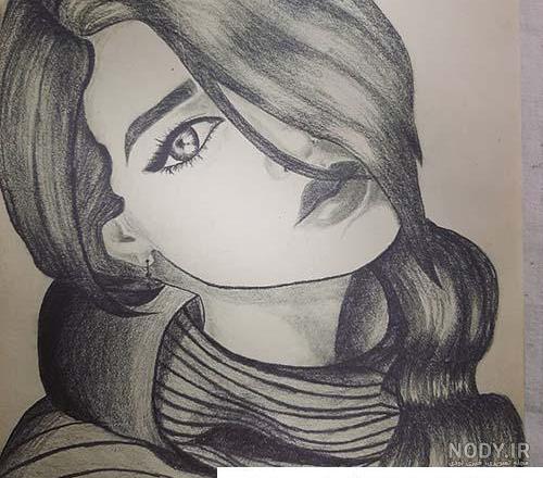 ۴۰ عکس نقاشی دخترانه جدید، ساده، زیبا، فانتزی و آسان برای پروفایل