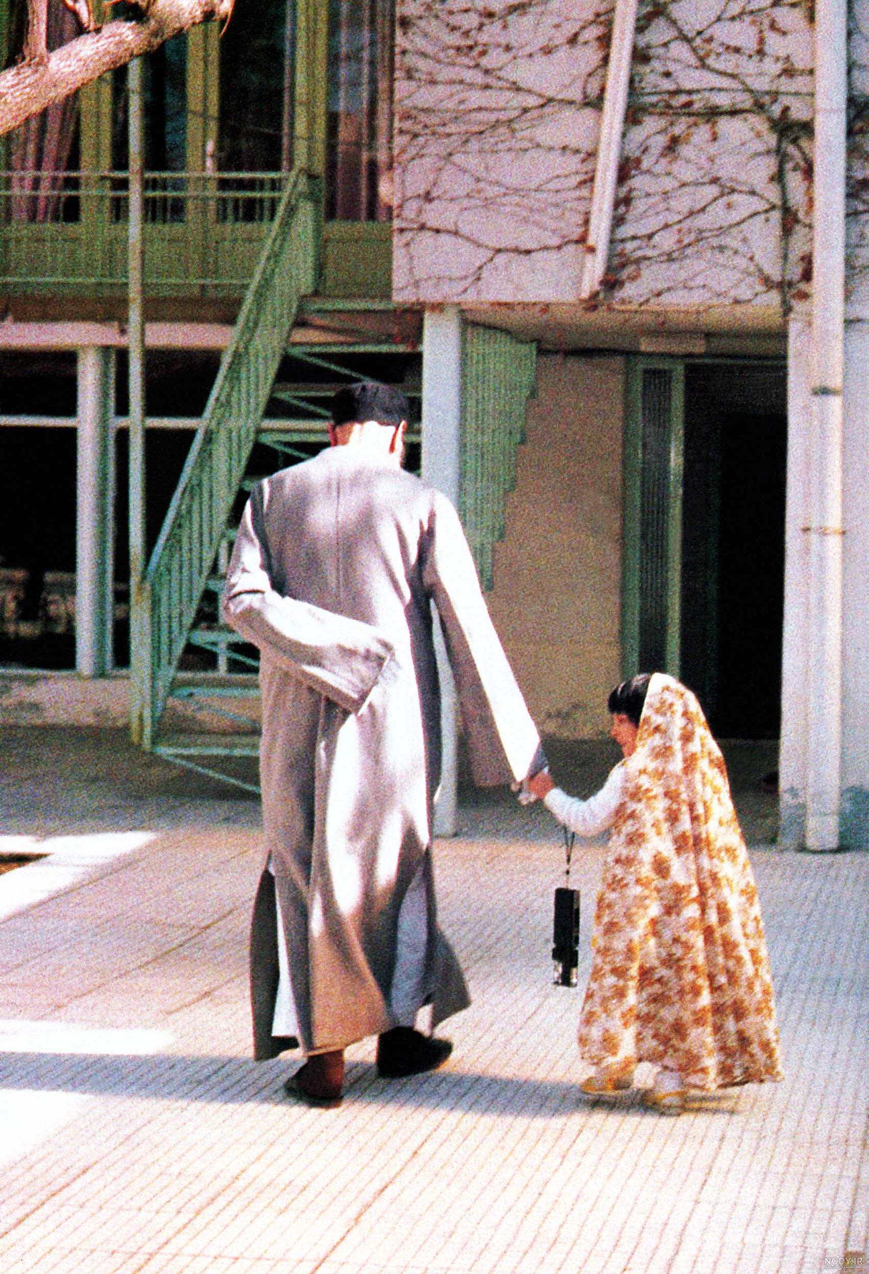 عکس پیامبر در خانه امام خمینی