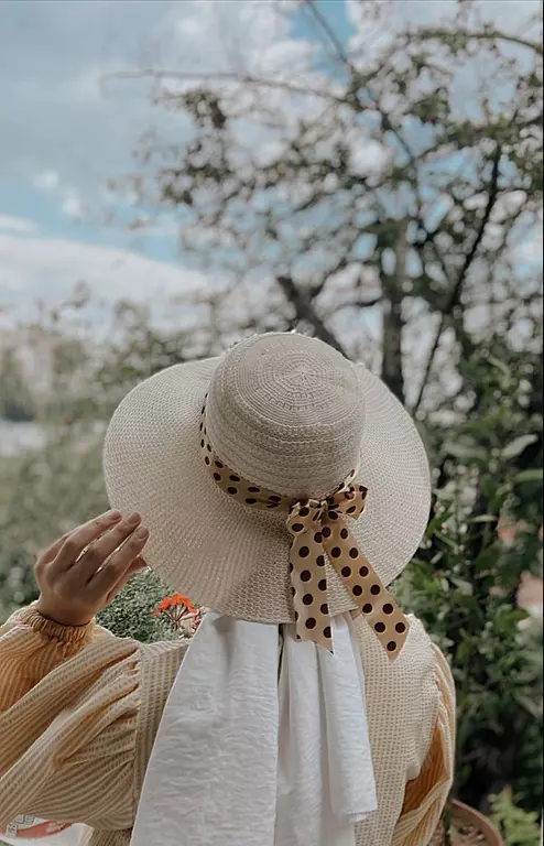 عکس خفن عکس دختر از پشت سر با کلاه برای پروفایل