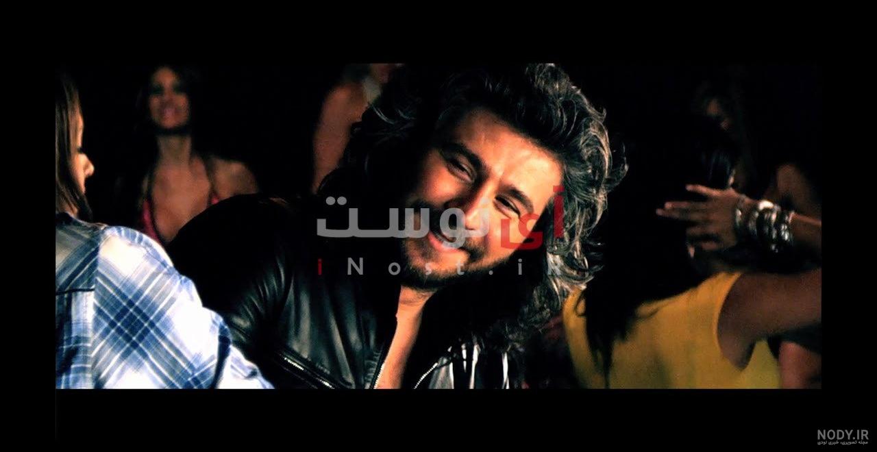 دانلود آهنگ آی خوشگله میخوام باهات برقصم از منصور + موزیک ویدیو + متن آهنگ  - نوستالژی، دانلود آهنگ قدیمی نوستالژی - آی نوست