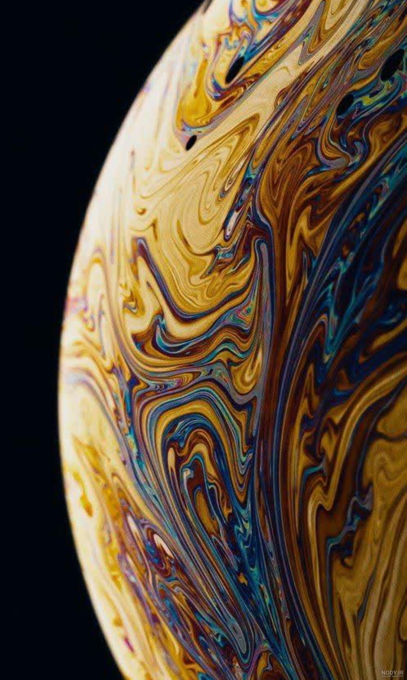 عکس پس زمینه ایفون 13