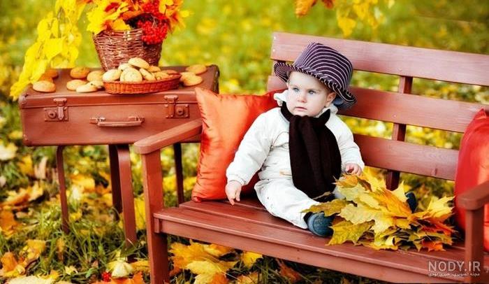 ژست عکس پاییزه کودک ژست عکس پاییزه کودک