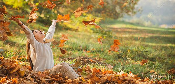 ژست عکس پاییزی برای داشتن آلبوم زیبا | خبرنامه ژست عکس پاییزی برای داشتن آلبوم زیبا | خبرنامه