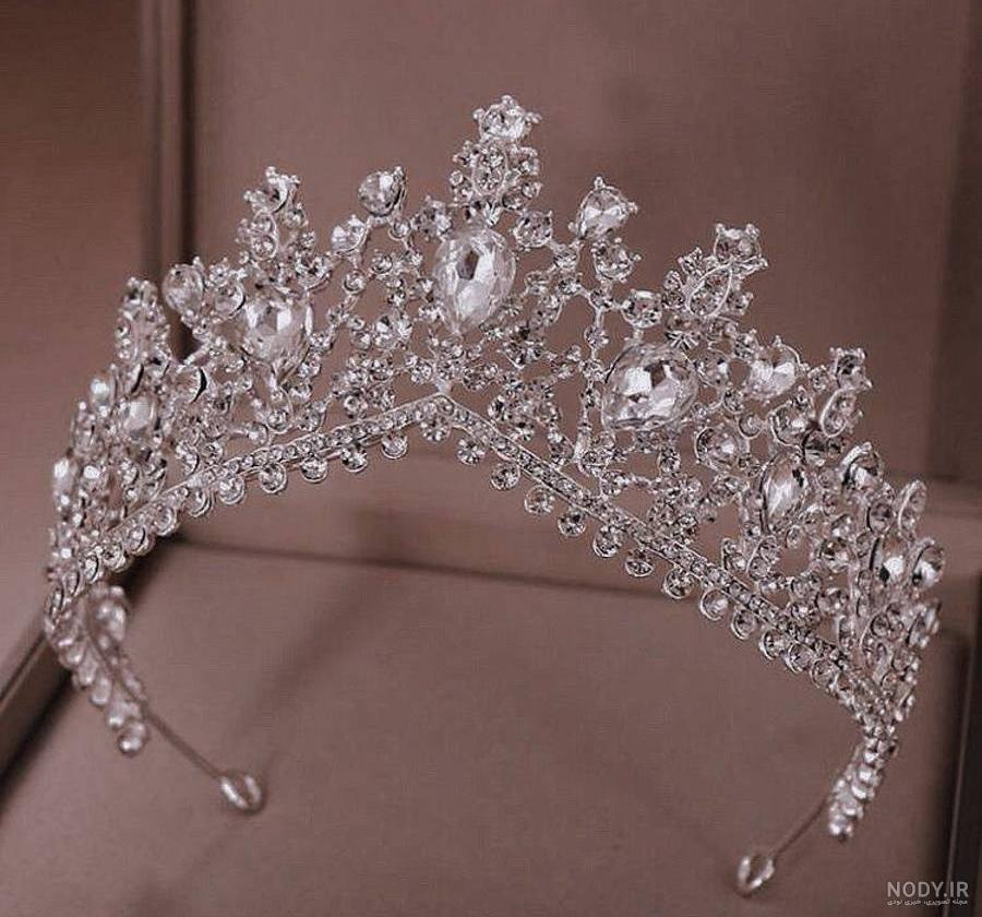 عکس تاج روی سر عروس عکس تاج روی سر عروس