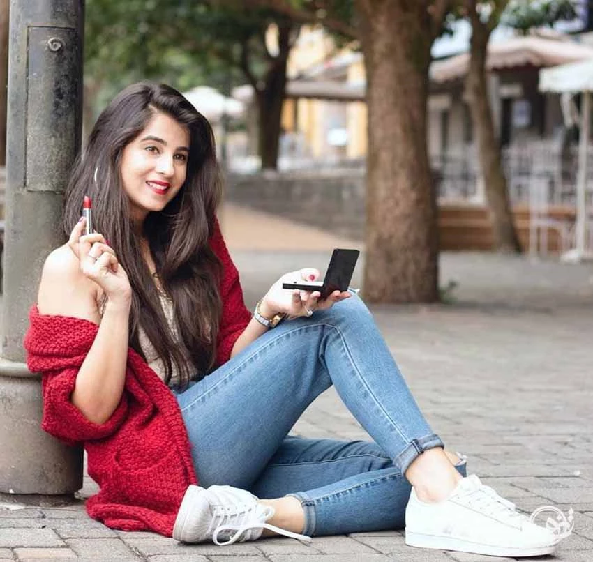 ایده های زیبا برای ژست عکس لاکچری دخترانه و پسرانه خفن ایده های زیبا برای ژست عکس لاکچری دخترانه و پسرانه خفن