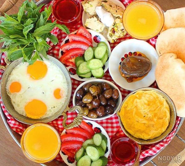 عکس صبحانه سلامت در مدرسه