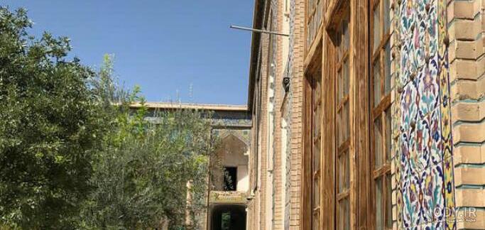 همشهری آنلاین - جای خالی شهید دهه نودی کرمانی در مدرسه | عکس همشهری آنلاین - جای خالی شهید دهه نودی کرمانی در مدرسه | عکس