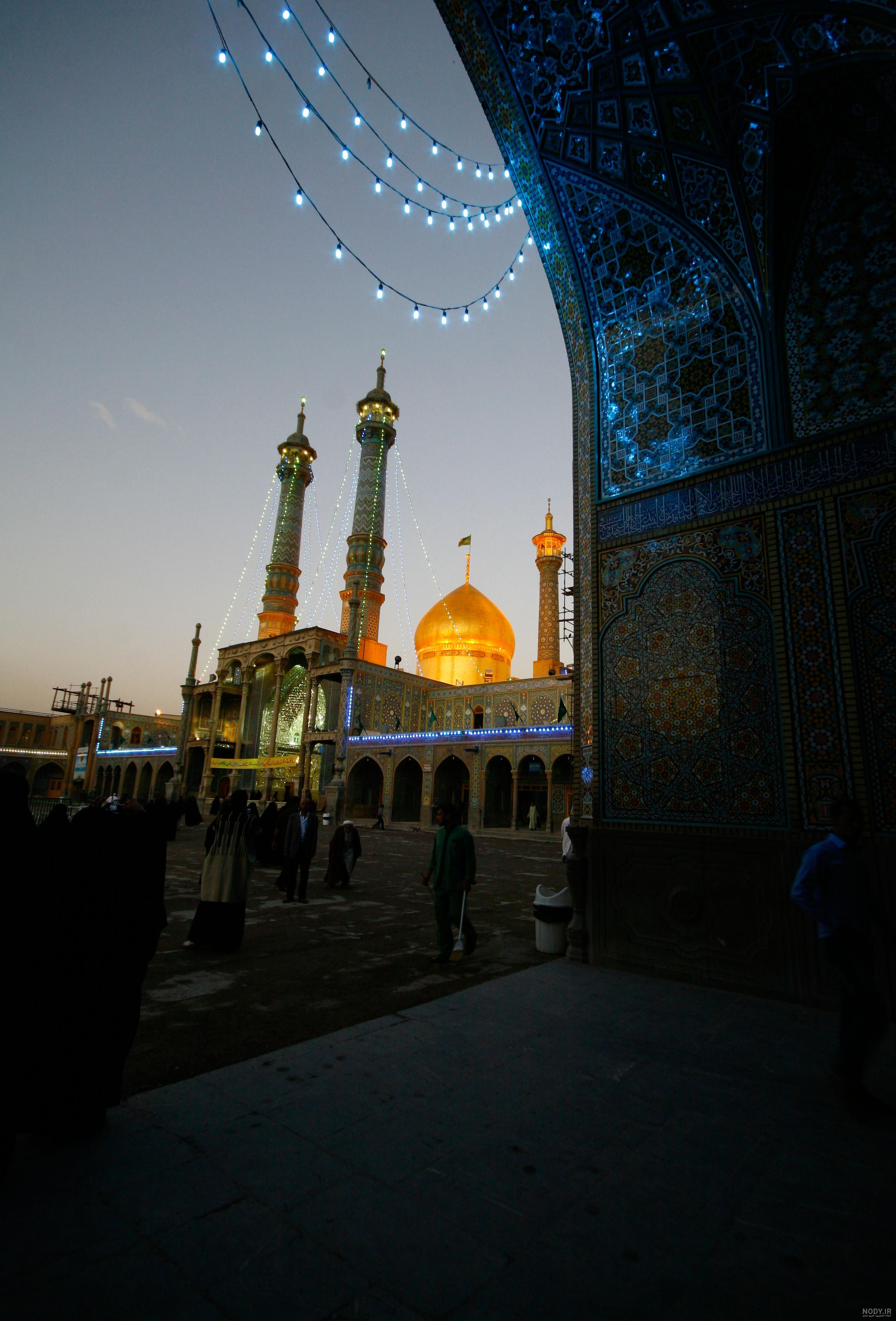 تصاویر زیبا ازحرم حضرت معصومه (س) - موسسه تحقیقات و نشر معارف اهل‌البیت  علیهم‌السلام