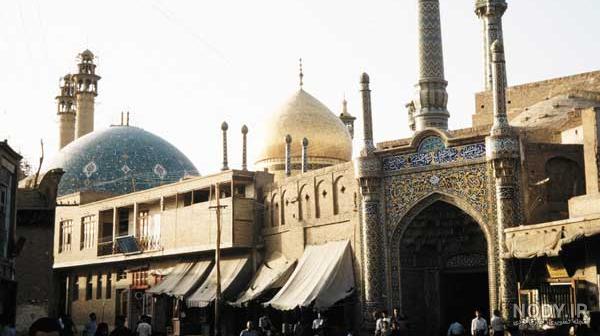 تصویر زمینه حرم حضرت معصومه س - مجله نورگرام