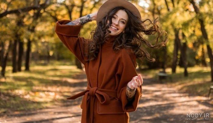 ژست‌ عکاسی در پاییز؛ 15 ایده جذاب برای عکس‌های پاییزی