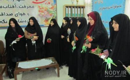 عکس معلم دبیرستان دخترانه