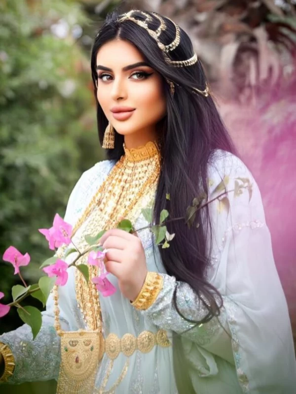 فرارو | (عکس) خوشگذرانی شاهزاده خانم دبی و همسرش در میکونوس فرارو | (عکس) خوشگذرانی شاهزاده خانم دبی و همسرش در میکونوس