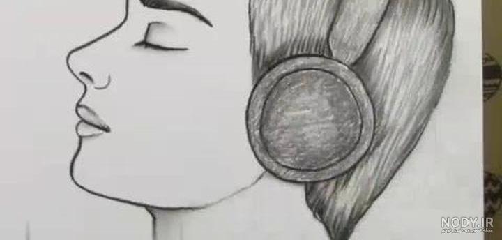 نقاشی سیاه قلم پسرانه سخت