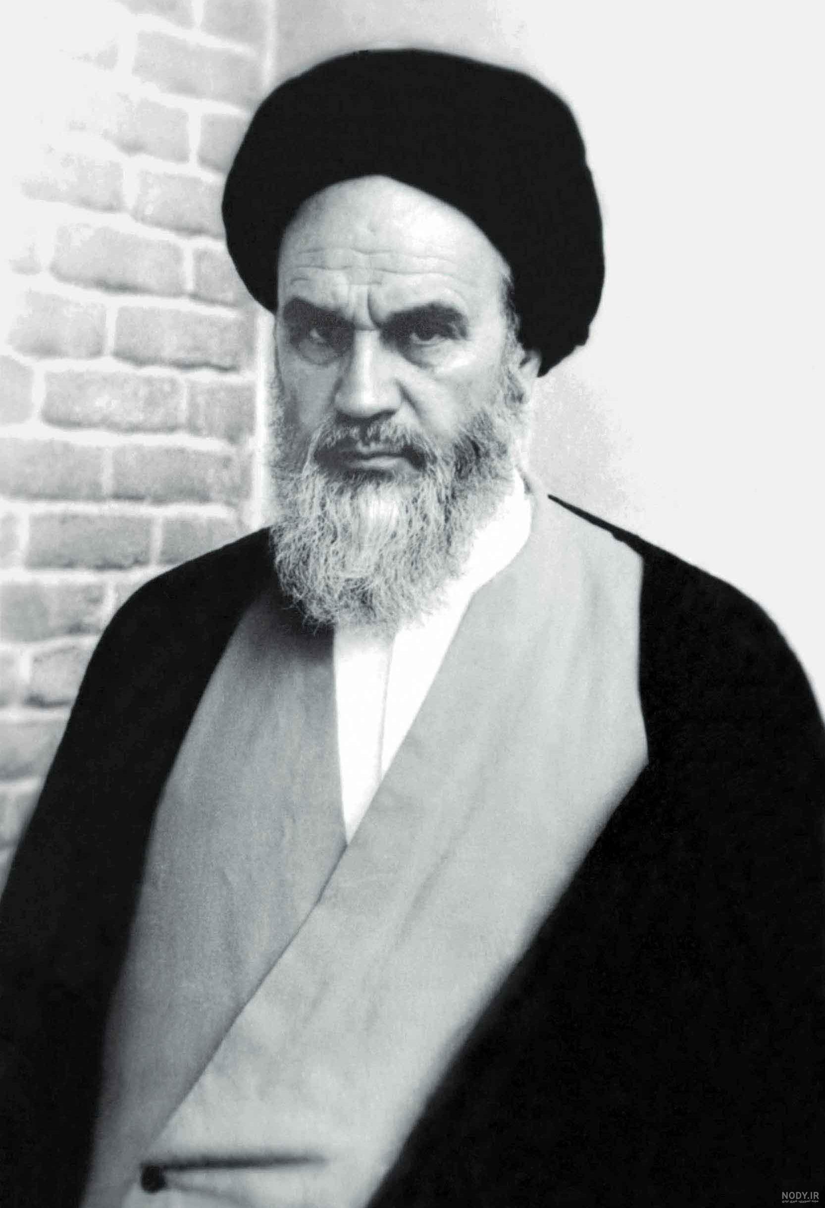 خبرآنلاین - تصاویر | ۱۴ بهمن ۱۳۵۷، دیدار مردم با امام خمینی(ره)‏