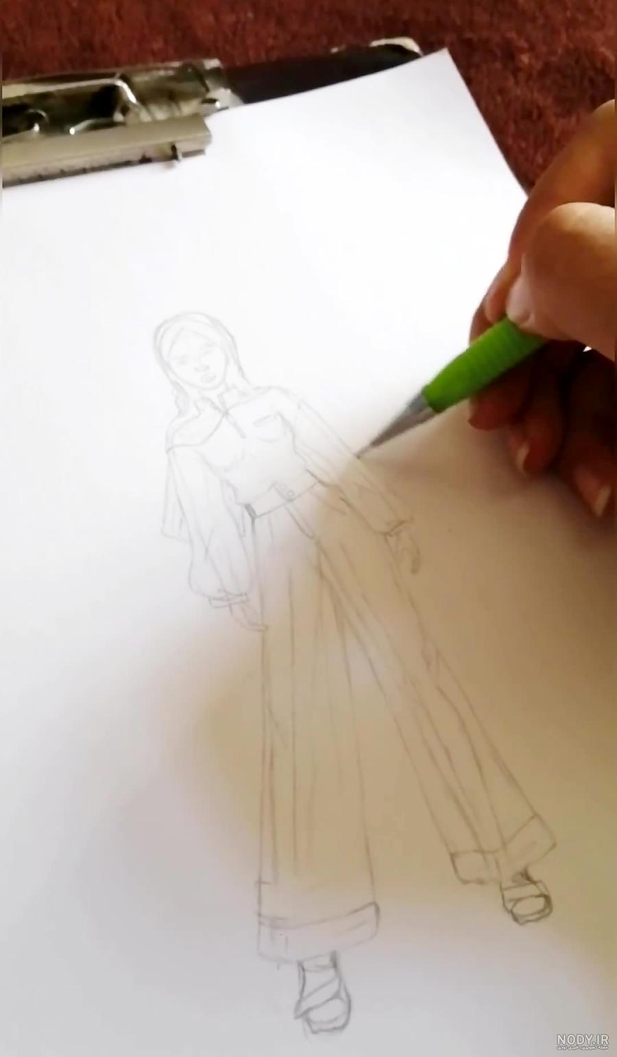 نقاشی دخترانه لباس بلوچی