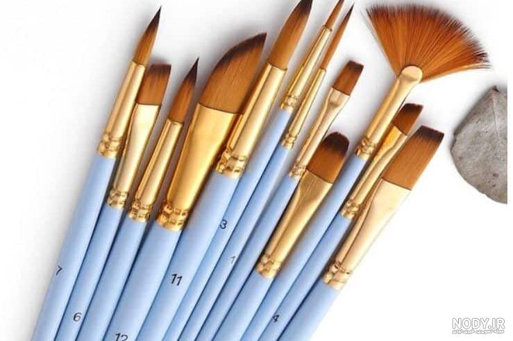 وسایل برای نقاشی سیاه قلم