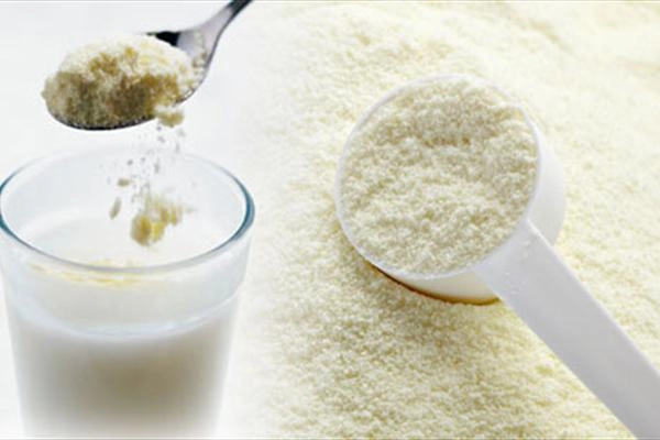 مضرات شیر خشک برای بزرگسالان