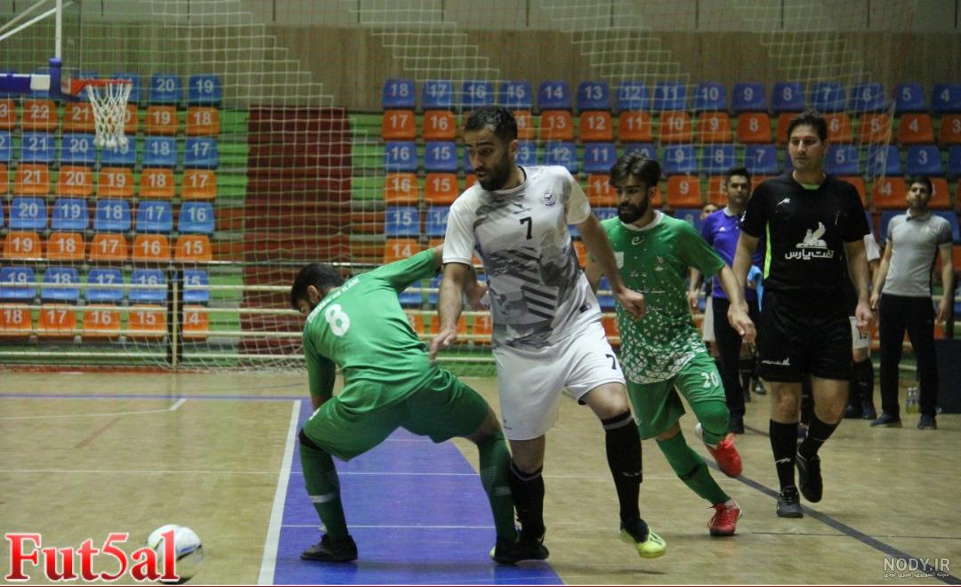عقاب سپاهان در لیگ فوتبال ۱۵ سال قم به مقام قهرمانی رسید ... عقاب سپاهان در لیگ فوتبال ۱۵ سال قم به مقام قهرمانی رسید ...