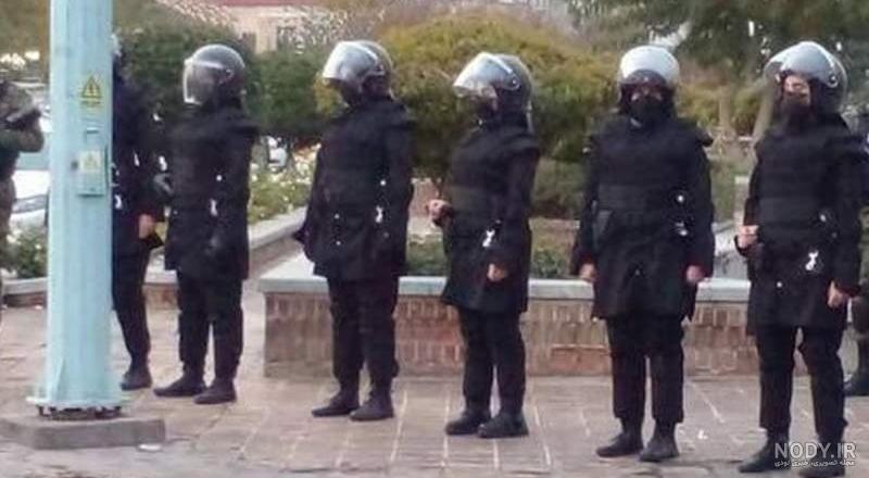 تصاویر/ بازدید فرمانده نیروی زمینی ارتش از تیپ ۲۵ نیروی مخصوص واکنش سریع نزاجا در تبریز تصاویر/ بازدید فرمانده نیروی زمینی ارتش از تیپ ۲۵ نیروی مخصوص واکنش سریع نزاجا در تبریز