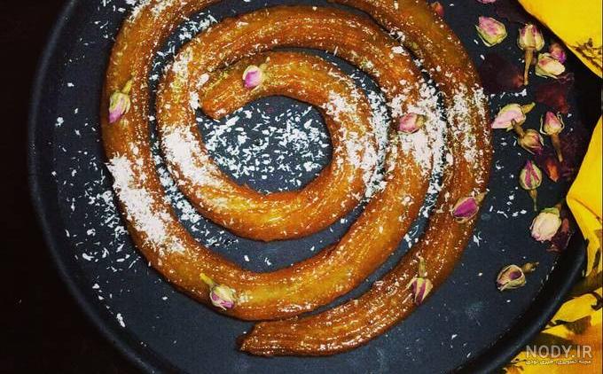 طرز تهیه قرابیه چرخ و فلک ترکیه ای + فیلم روش قالب زدن