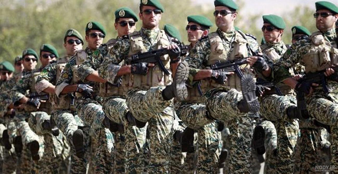 مشرق نیوز - عکس/ تمرین تکاوران نیروی دریایی در حضور رهبر انقلاب مشرق نیوز - عکس/ تمرین تکاوران نیروی دریایی در حضور رهبر انقلاب