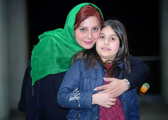 بیوگرافی زهرا داوودنژاد و همسرش + زندگی شخصی و تصاویر - ویدائو مگ