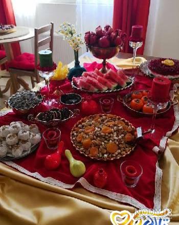 تزیین سفره شب یلدا 99 + عکس - زیبامون تزیین سفره شب یلدا 99 + عکس - زیبامون