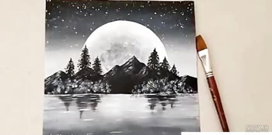 نقاشی سیاه قلم ساده و ابتدایی منظره