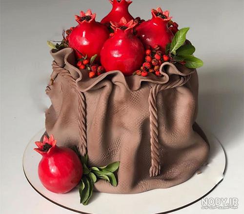 ایده های جالب تزیین کیک شب یلدا ایده های جالب تزیین کیک شب یلدا