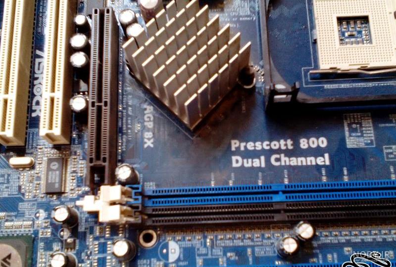 مادربرد (Motherboard) چیست؟ و اجزای اصلی مادربورد - بایت گیت مادربرد (Motherboard) چیست؟ و اجزای اصلی مادربورد - بایت گیت