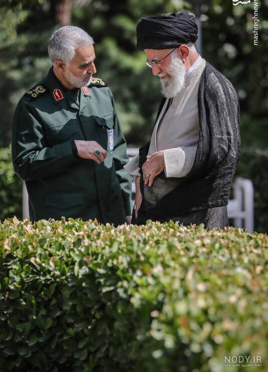 عکس رهبر با قاسم سلیمانی