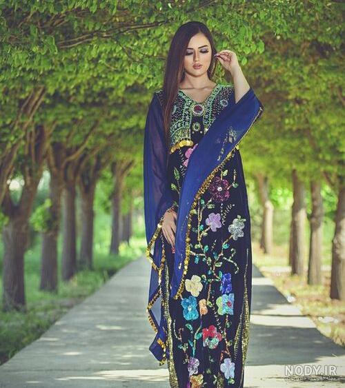 عکس لباس کردی دخترانه قرمز