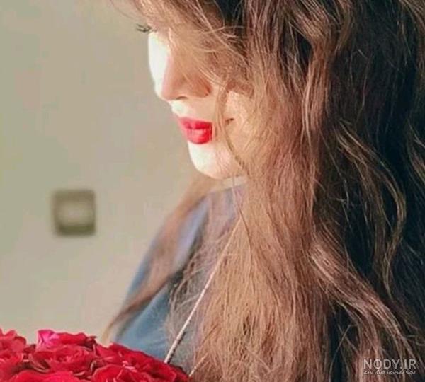 عکس پروفایل فیک دخترانه + تصاویر و متن دختران زیبا برای گذاشتن روی عکس  پروفایل و کپشن