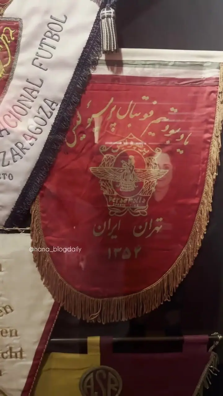 قیمت و خرید پوستر طرح فوتبال مدل پرچم منچستر یونایتد کد AR6850