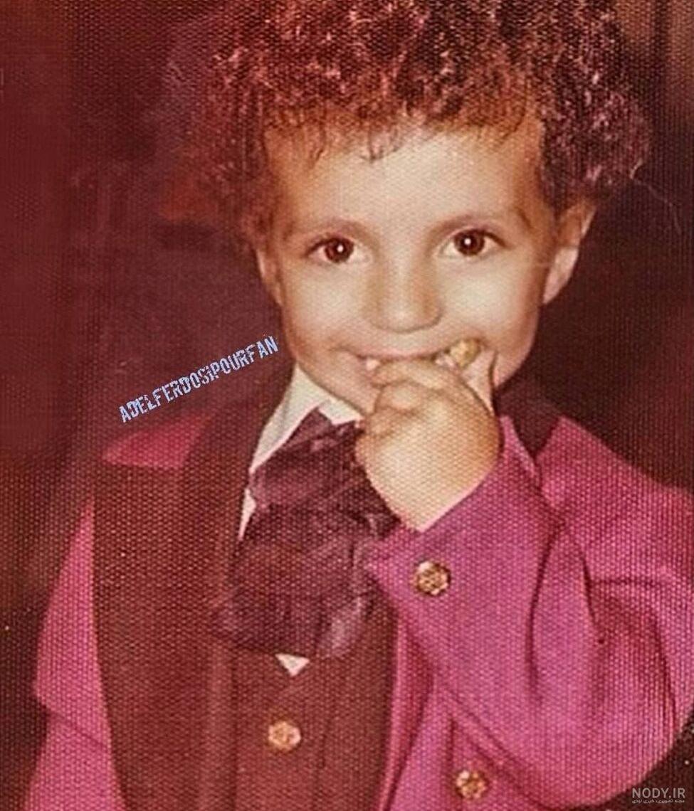 عکس پسر مو فرفری ۱۵ ساله