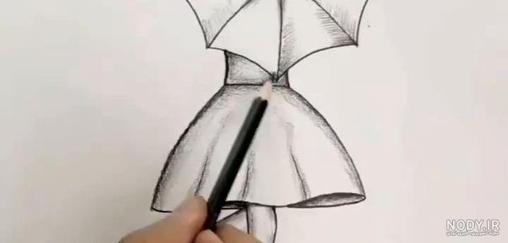 آموزش طراحی دختر با کلاه آفتابی