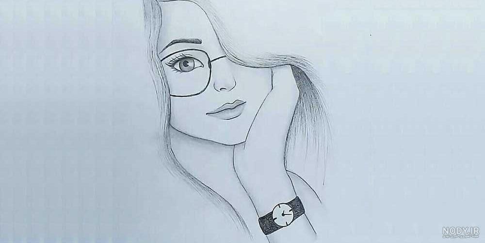 عکس نقاشی دخترانه زیبا و ساده عکس نقاشی دخترانه زیبا و ساده
