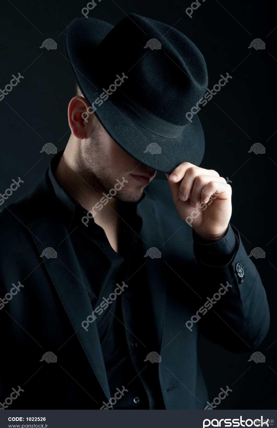 عکس با کلاه شاپو