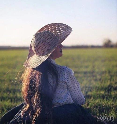 عکس دختر با کلاه حصیری برای پروفایل عکس دختر با کلاه حصیری برای پروفایل