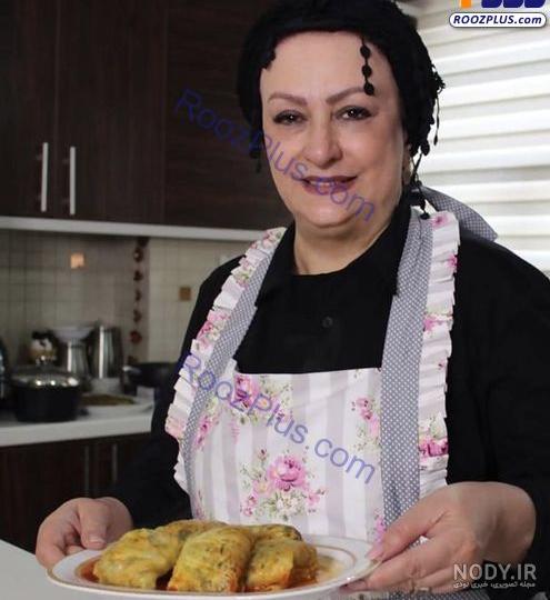 عکس خانم در آشپزخانه