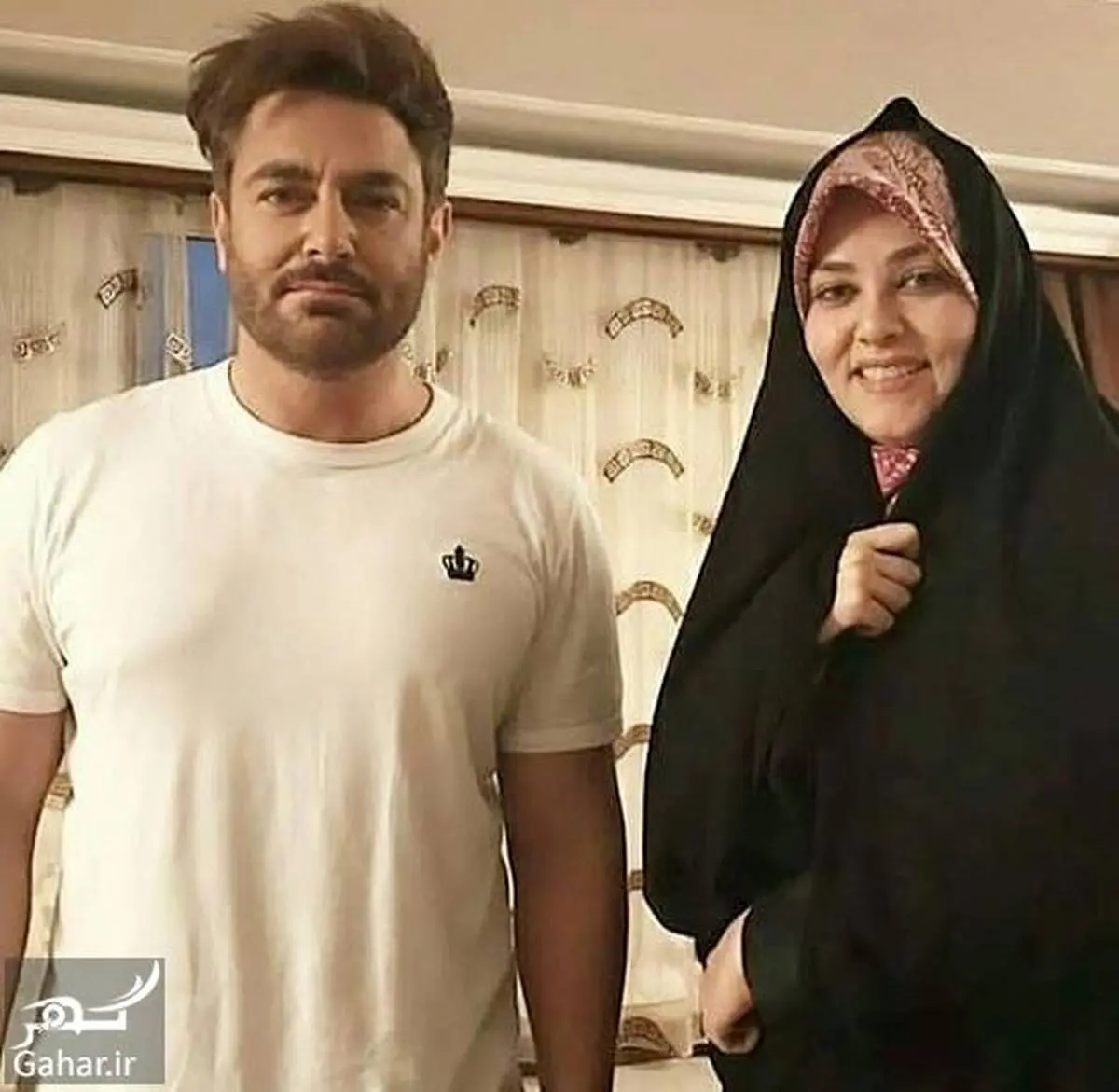 عکس گلزار و زنش در دبی