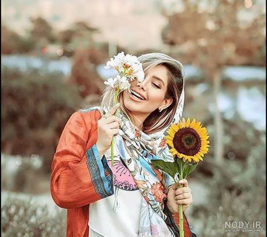ژست عکس تو گلزار