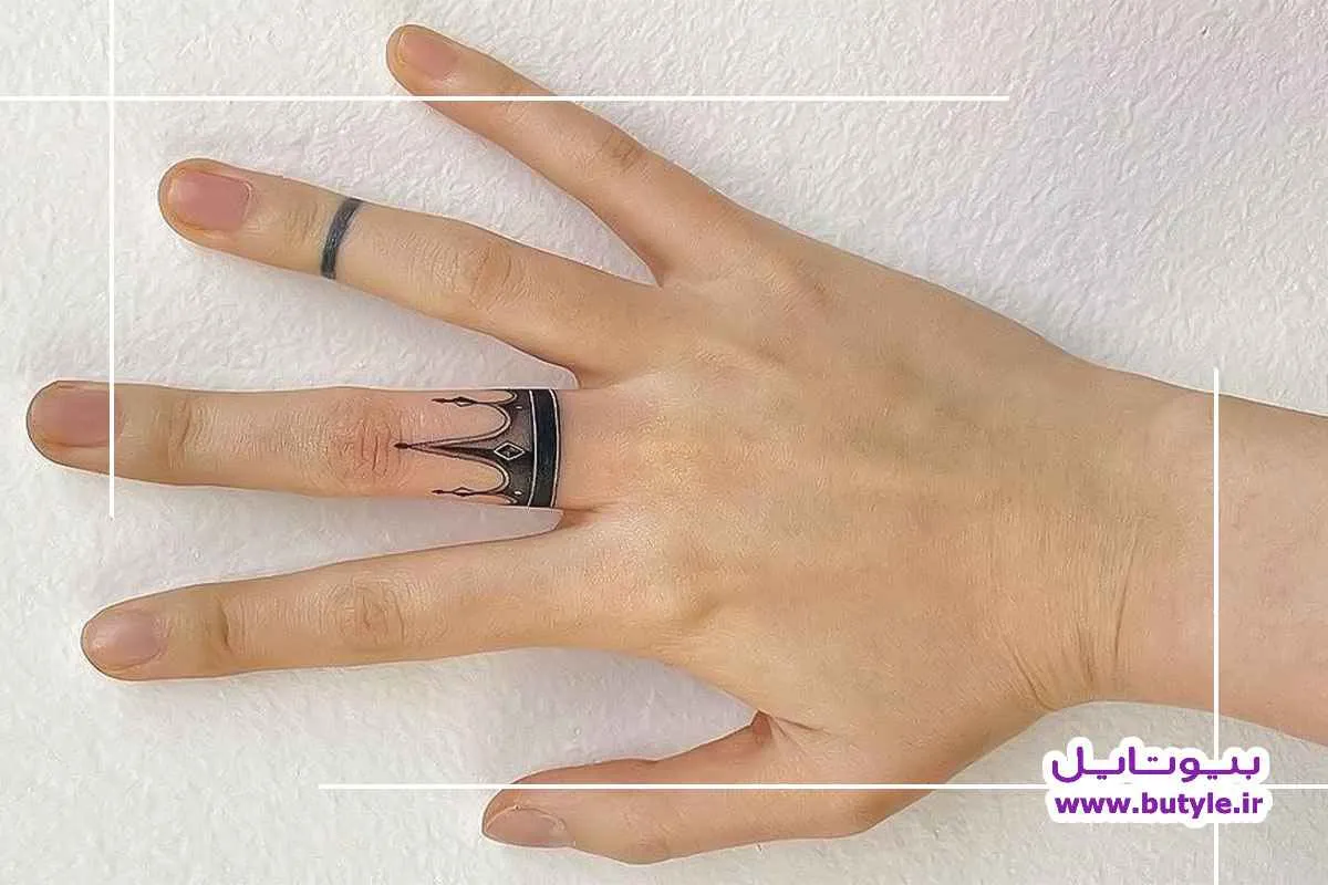 تاتو مینیمال تاج