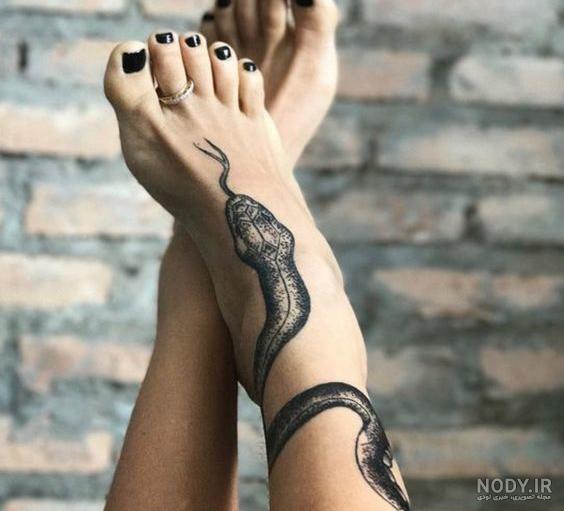 Cool hand sasi tattoo studio - به دلیل پوست انداختن، از تتو مار در معنا و  مفهوم طرح های تاتو به عنوان نمادی برای شروع زندگی تازه یاد میشود. با گذشت  زمان