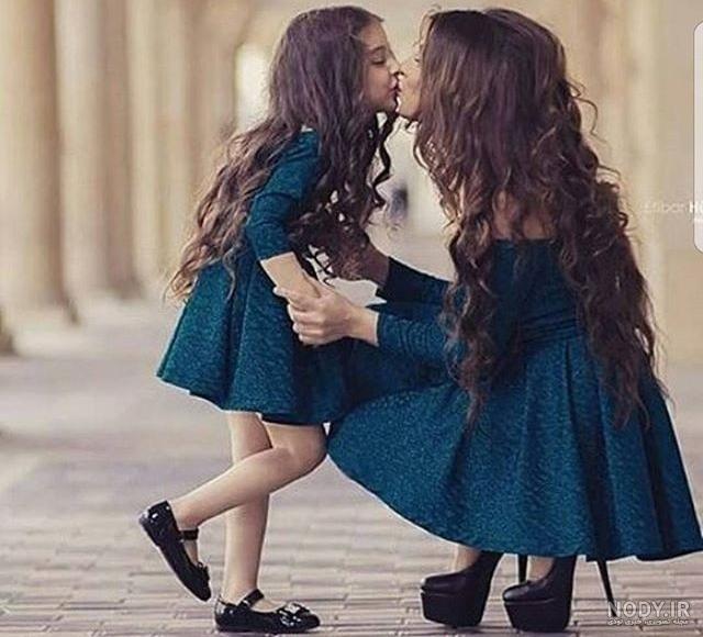 با این ۴۴ مدل لباس مادر عروس جدید ۱۴۰۲ توی عروسی دخترت سنگ تموم بزار -  ماگرتا