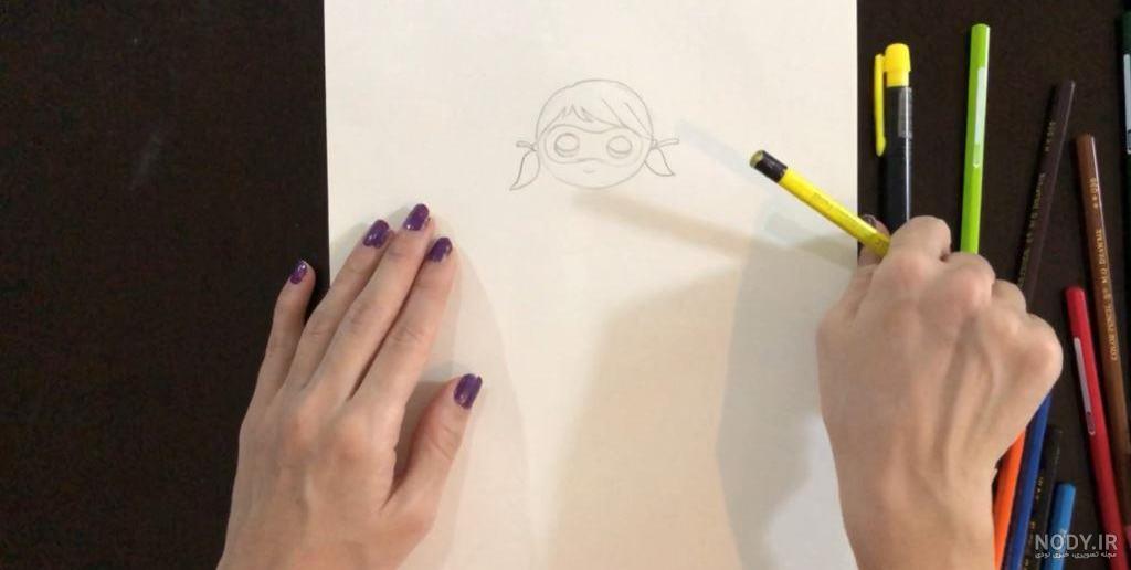 عکس نقاشی دختر کفشدوزکی آسان و ساده
