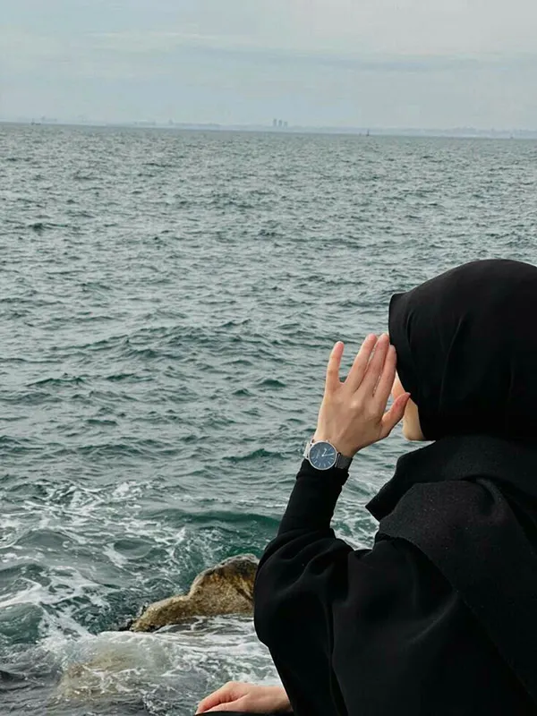 عکس زن با حجاب بدون چهره عکس زن با حجاب بدون چهره