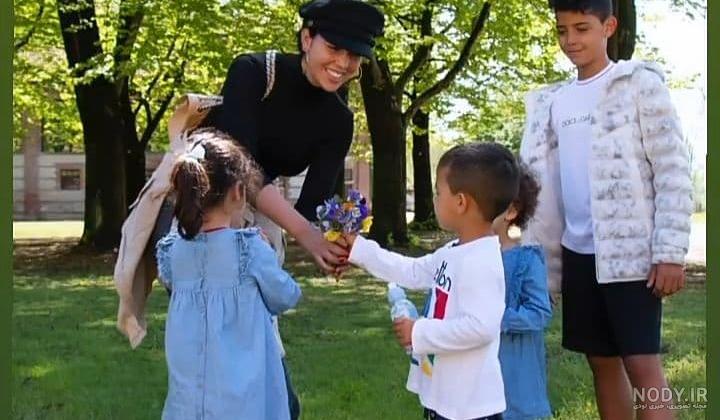 عکس همه بچه های رونالدو